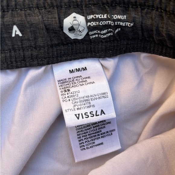 Men's Vissla Board Shorts Multicolor Colorblock M Striped Beach Surf Swim Sun - Picture 4 of 11